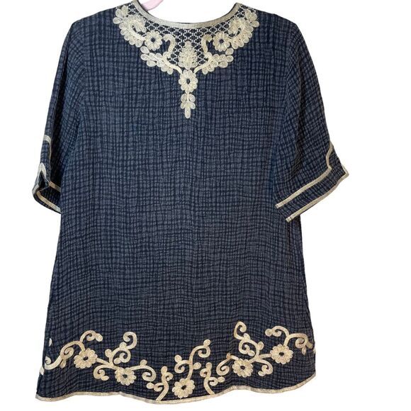 Soft Surroundings Womens M Charcoal Gauze Short Sleeve Gold Embroidered Blouse - Picture 3 of 11